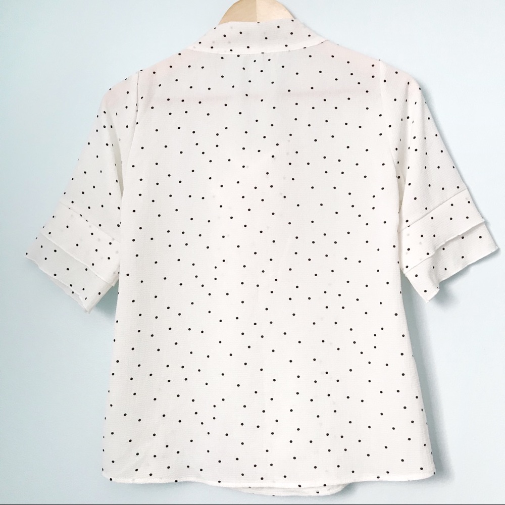 White polka dotted short sleeve blouse - Picture 3 of 6